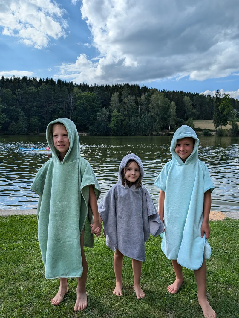 Kinder Poncho mit Kapuze - Bambou Twin Velour